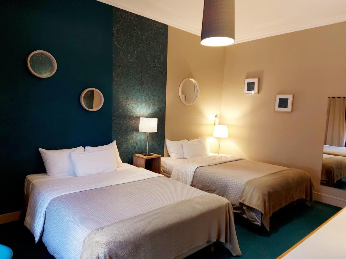 Hotel Mondial Тур Екстериор снимка