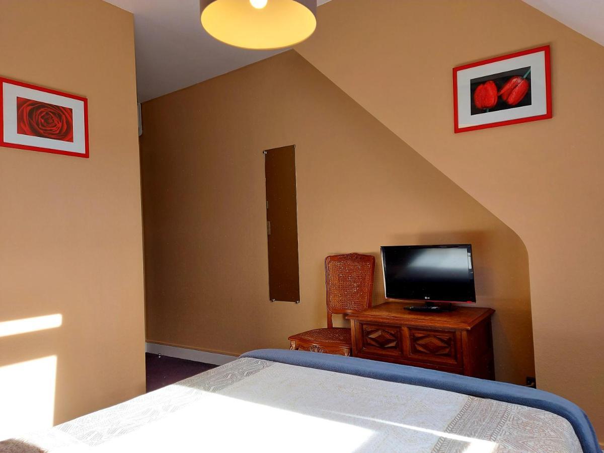 Hotel Mondial Тур Екстериор снимка