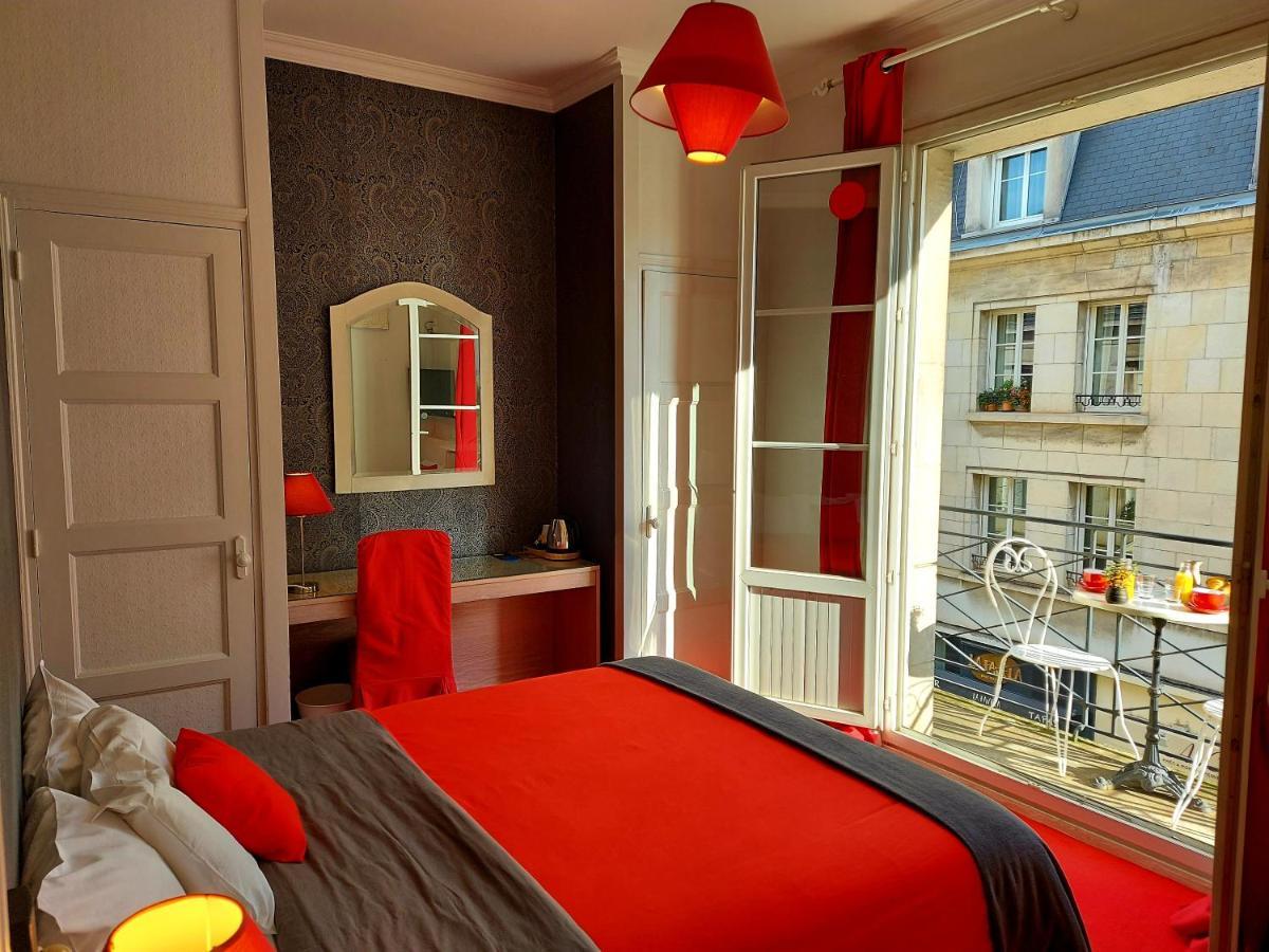 Hotel Mondial Тур Екстериор снимка