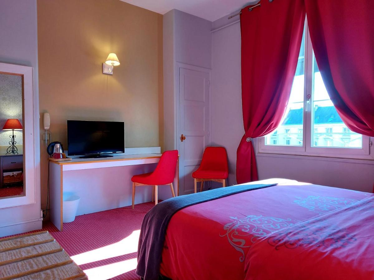 Hotel Mondial Тур Екстериор снимка