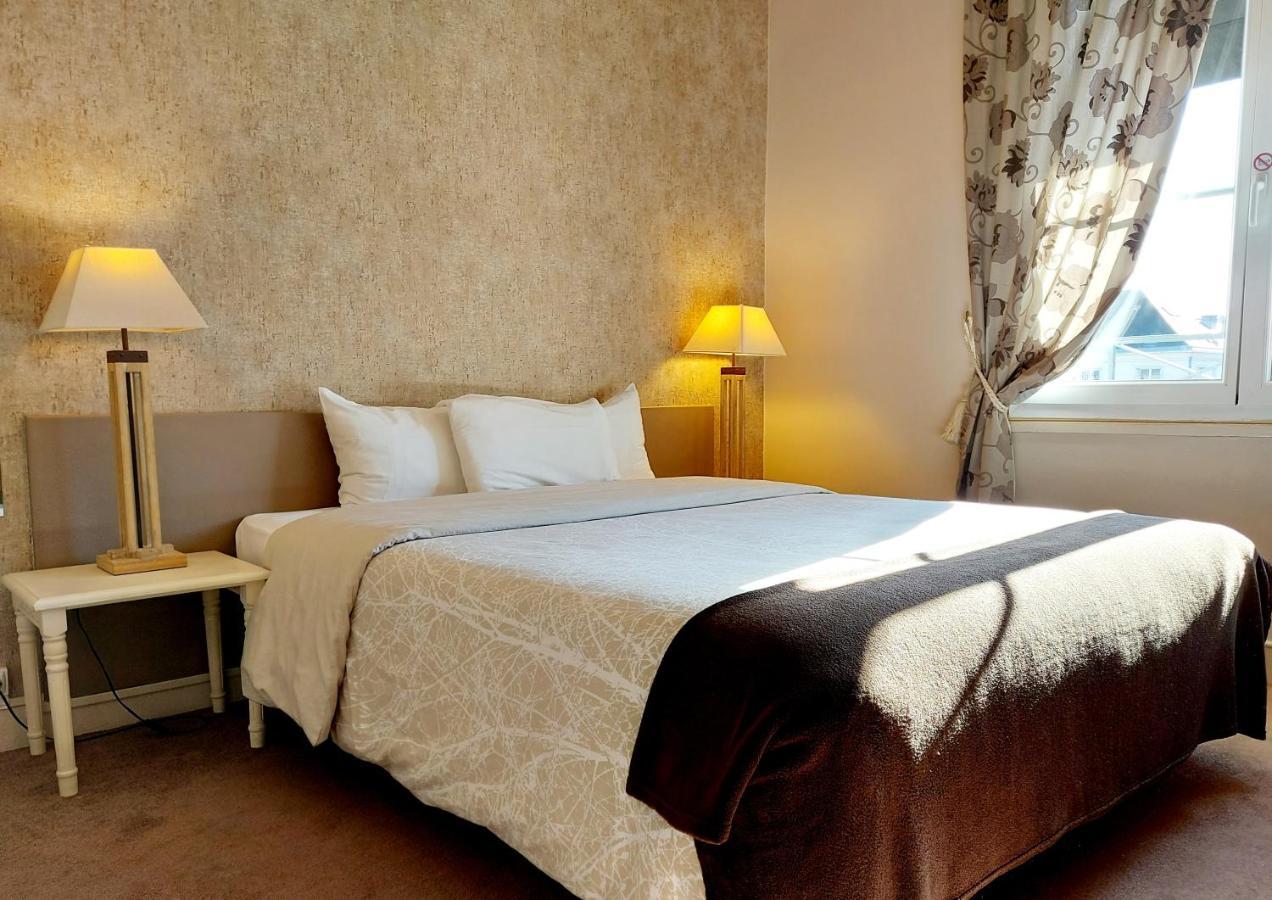 Hotel Mondial Тур Екстериор снимка