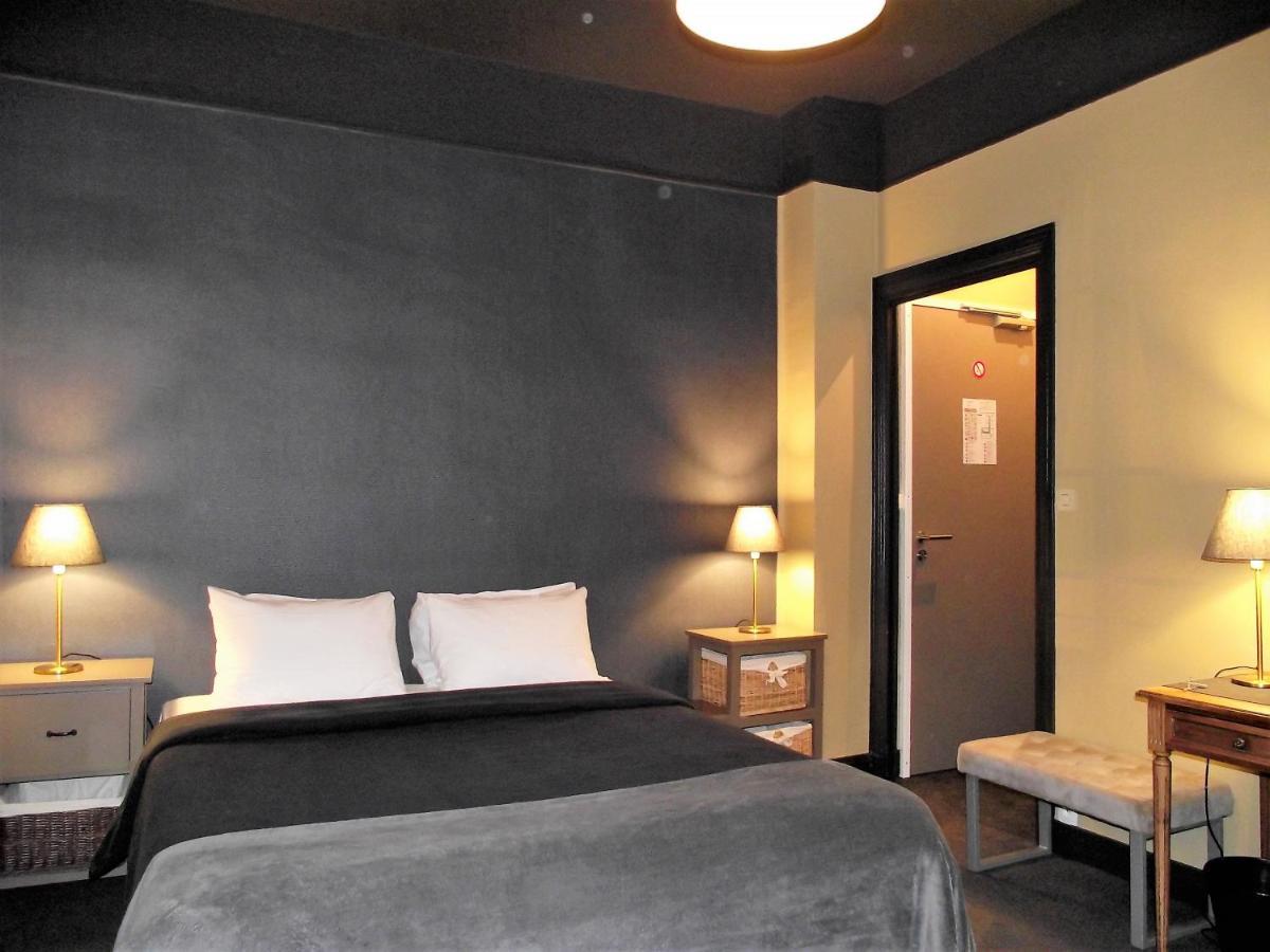 Hotel Mondial Тур Екстериор снимка