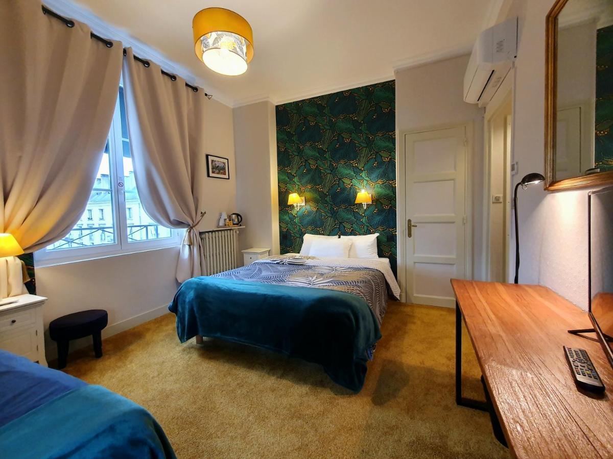 Hotel Mondial Тур Екстериор снимка